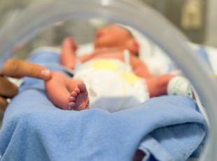 Problemi respiratori nei neonati: una nuova tecnica consente di personalizzare l'assistenza (anche a distanza)