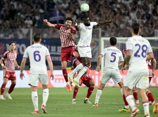 Olympiacos-Fiorentina, la finale di Conference League in diretta 0-0 | Finiti i tempi regolamentari si va ai supplementari