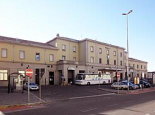 Linea ferroviaria Pavia-Mortara-Vercelli: niente treni per tre mesi. Il servizio garantito con i bus fino all'8 settembre