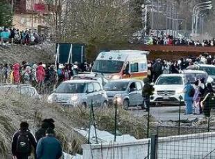 Invasione turistica a Roccaraso, il prefetto ordina targhe alterne per i bus in 5 Comuni