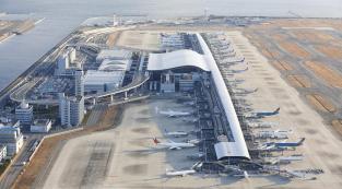 Il record dell’aeroporto giapponese progettato da Renzo Piano: nessun bagaglio perso in 30 anni