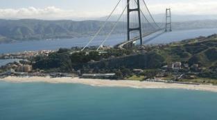 Ponte sullo Stretto di Messina, si parte Il Consiglio dei ministri ha approvato il decreto - LaPresse/AP