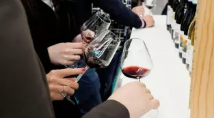 Vinitaly, si parte: fino al 17 aprile le eccellenze del vino italiano e internazionale in fiera