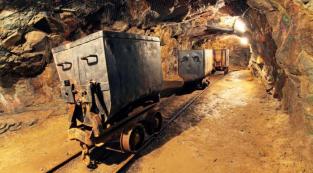 Energia, Urso: «La riapertura delle miniere in Italia sarà a breve in un provvedimento del Consiglio dei ministri