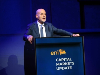 Enipiano di investimenti da 27 miliardi in 4 anni: la transizione non può vivere di sussidi