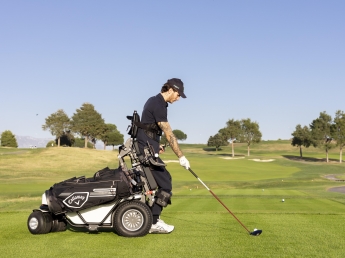 Manuel Bortuzzo: «Guardo negli occhi il mio allenatore senza dover alzare la testa. Bellissimo»