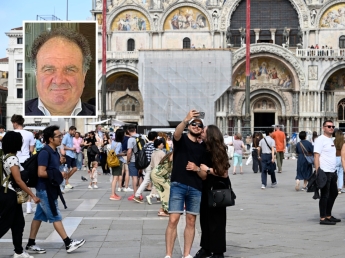 Venezia, il gioielliere presidente dei commercianti di Piazza San Marco: «Invasi da turisti poveri e senza meta: se non ci sono i ricchi chiudiamo. Tassa di 100 euro per i giornalieri»