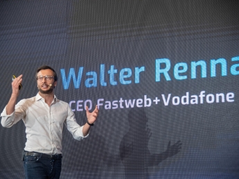 Fastweb incorpora Vodafone Italia: la fusione dal 1° gennaiocosa cambia