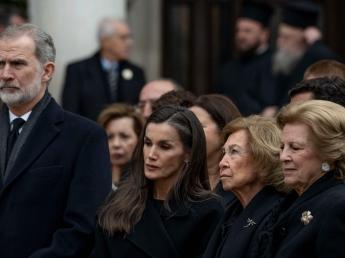 (From L) King Felipe of Spain, Quenne Letizia of Spain, Sofia of Spain and Anne-Marie of Greece stand outside the Metropolitan Cathedral of Athens during the funeral of late Princess Irene of Greece on January 19, 2026. (Photo by Aggelos NAKKAS / ...