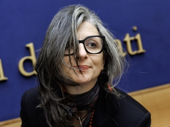 La Relatrice speciale ONU per i territori palestinesi occupati Francesca Albanese nella sala stampa della Camera dei deputati in occasione della presentazione del nuovo Rapporto su Gaza dal titolo â