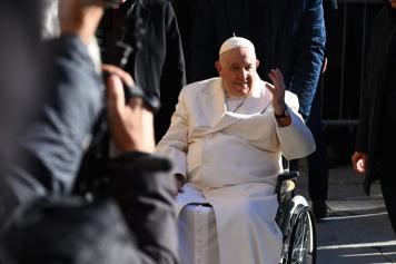 Papa Francesco e il saluto in dialetto piemontese: «Ch'a staga bin!»