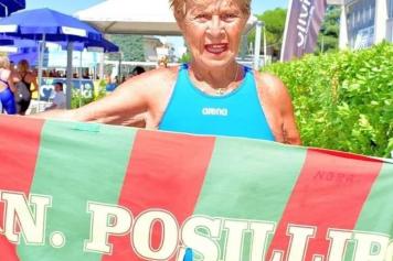 Nora Liello, campionessa di nuoto a 91 anni: «In vasca mi sento libera. In piscina con me c’era Bud Spencer»