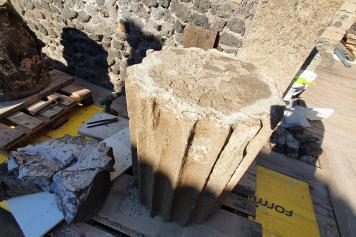 Scavi Pompei, restaurate le colonne della Casa del Fauno bombardate durante la seconda guerra mondiale