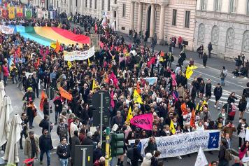 Manifestazione a Milano per le vittime delle mafie, 70mila persone in corteo. Sala invita Schlein ad un faccia a faccia