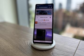 Google Pixel 7a, recensione: lo smartphone di fascia media che darà fastidio ai top
