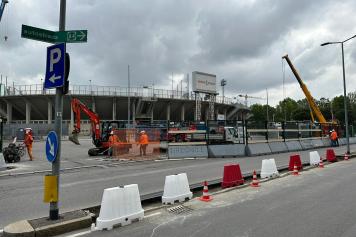 Stadio di Bergamo, iniziati i lavori per demolire la Curva Sud. Il parcheggio spostato alla ex Reggiani, nel quartiere scatta la zona disco