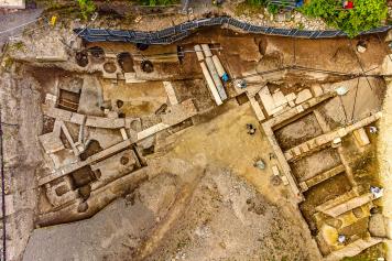 Arqueología, el descubrimiento del Teatro donde Nerón ensayaba sus actuaciones: aquí están las primeras imágenes