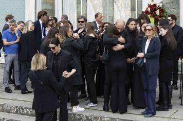 Firenze, funerale di Roberto Cavalli nella chiesa di San Miniato al Monte, nella foto il dolore dei familiari 2024 04 15 Â© NiccolÃ² Cambi/Massimo Sestini