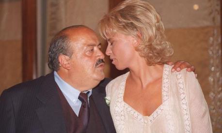 Maurizio Costanzo avrebbe 86 anni: la burrascosa storia con Marta Flavi, come conobbe Maria De Filippi