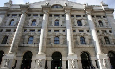 Banche, cosa succede ora? Non solo Unicredit su Bpm: Intesa e Bper, le mosse di Crédit Agricole e il nodo Mps