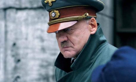 «La caduta - Gli ultimi giorni di Hitler» in tv, 7 curiosità sul film dedicato alla fine del Führer