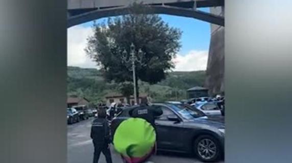 Le immagini di Papa Leone XIV a Genazzano: l'arrivo a sorpresa e gli applausi