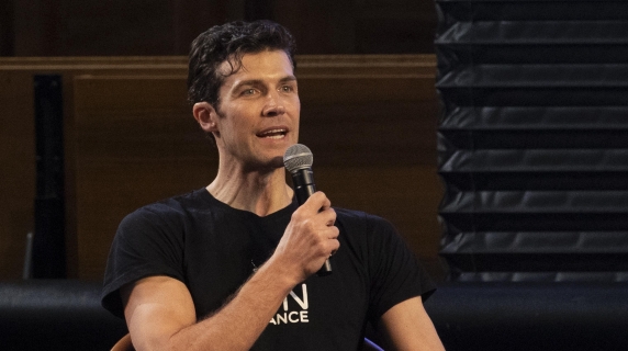 Bolle: «Dare fiducia ai giovani persi in questo momento storico»