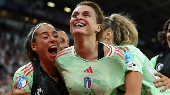 Mattarella incontra la Nazionale italiana di calcio femminile