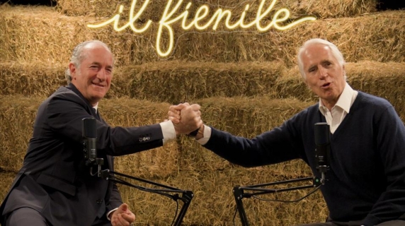 Zaia, da «Doge» a podcaster. Nel «Fienile» intervista Malagò: «Milano-Cortina? Nacque così, ecco i segreti»