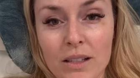 Lindsey Vonn dall'ospedale ringrazia tutti per il supporto: «Ho ancora molta strada da fare»