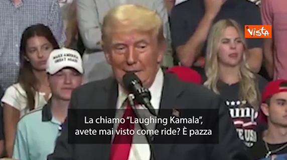 Trump prende in giro Kamala Harris: «La chiamo 'Laughing Kamala', è pazza»