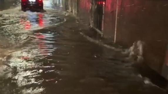 Maltempo, le immagini del nubifragio ad Angri e Pagani