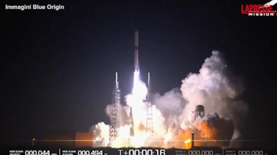 Florida, lanciato in orbita con successo il razzo New Glenn di Bezos