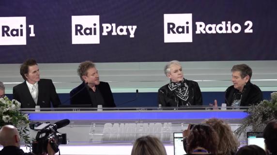 Duran Duran: «Alla nostra prima volta a Sanremo eravamo pazzi. C'era Pippo Baudo e ragazzine che ci seguivano»