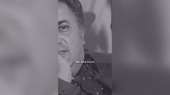 La giornata tipo di Fellini in un video sui social: «Apro le persiane, faccio un riposino»