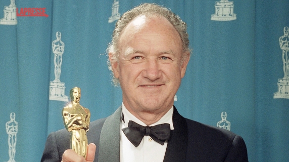 Addio a Gene Hackman, uno dei volti più famosi di Hollywood. Tutte la tappe della sua carriera