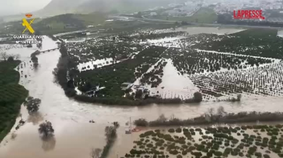 Inondazioni in Spagna, situazione grave a Malaga: le immagini dall'alto