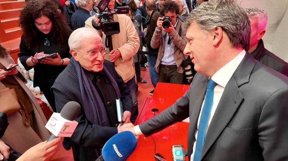Dell'Utri: «I milioni ereditati da Berlusconi grande regalo, ma i pm li hanno bloccati. FI miracolosamente tiene»