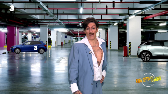 «Basta States, qui mettono la mostarda sulla pizza»: la vita americana di Damiano David secondo Giovanni Vernia