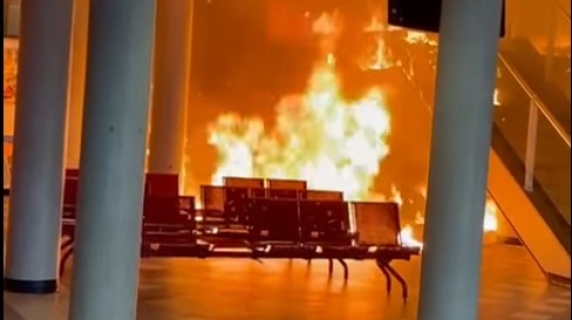 Barra, le immagini del rogo nel presidio ospedaliero