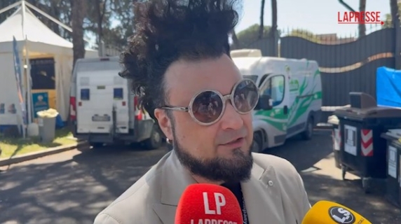 Enrico Melozzi: «Basta testi misogini? Lasciate stare l’arte, attaccare i trapper è pericoloso»