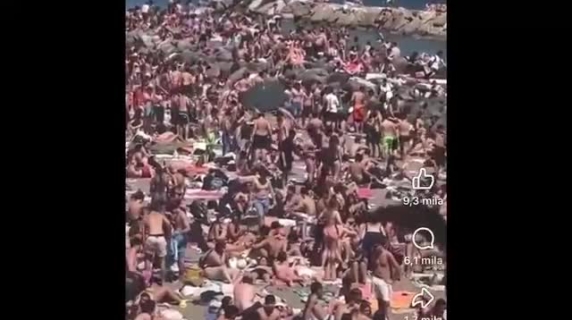 Il Lido delle Monache di Napoli preso d'assalto e poi lasciato sporco