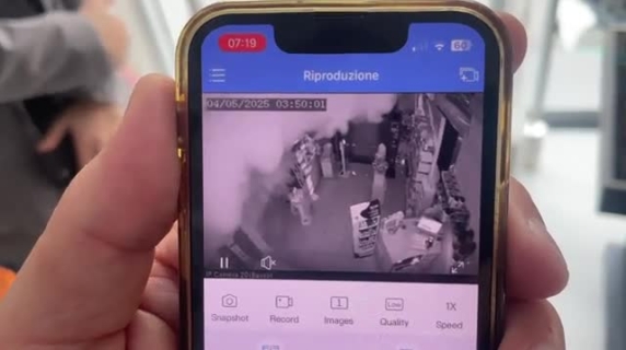 Russo: «Così ho installato l'impianto che produce fumo per allontanare i ladri»