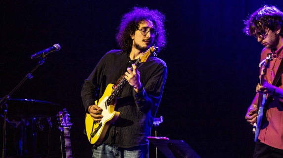 Christian Mascetta all'Auditorium con i suoi «Ricami»: mescolanze dal jazz alla world, sotto l'ala di Gegè Telesforo