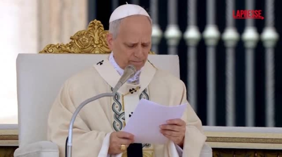 Papa Leone XIV, l'omelia del Pontefice: «Questa è l'ora dell'amore. La Chiesa apra le braccia al mondo»