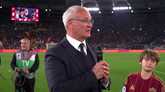 L'emozionante discorso di Ranieri all'Olimpico: «Infinitamente grazie ai tifosi»