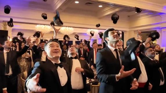 18,5 milioni per una bistecca con Trump: la cena delle criptovalute accende le polemiche