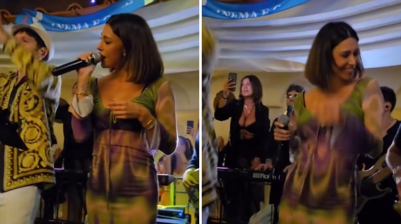 Belen canta «Suavemente» a Capri: il video della festa scatenata alla taverna Anema e Core