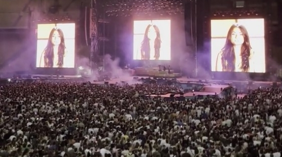 «Mia sorella è una promessa non mantenuta», il messaggio della sorella di Giulia Tramontano al concerto dei Pinguini tattici nucleari