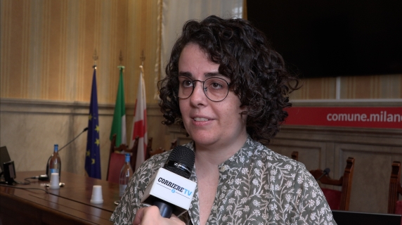 Il Pride di Milano sfida Orbán